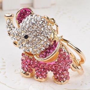 NWOT Crystal elephant key fob